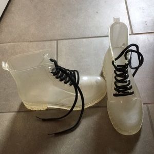 Super trendy CLEAR Dr. Marten style rain boots!